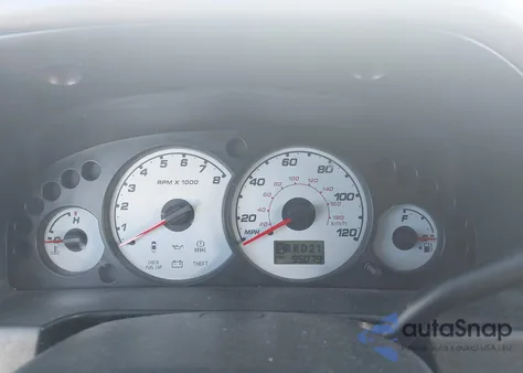 2002 Ford Escape Xlt from USA, damaged, VIN 1FMYU03102KB65481